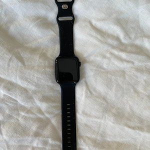 Apple Watch SE 2023